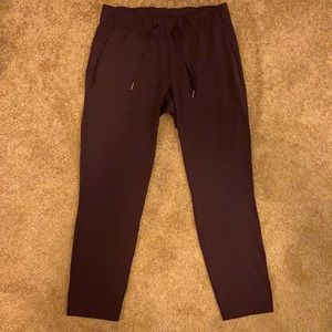 Lululemon Joggers Burgundy
